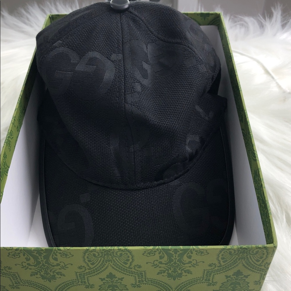 Fashionable trend hats